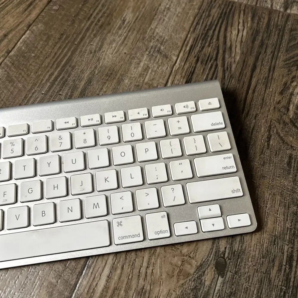 GENUINE Apple Wireless Bluetooth Keyboard A1314 Mac Aluminium